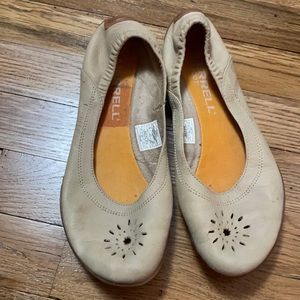 Merrell ballet flats size 8